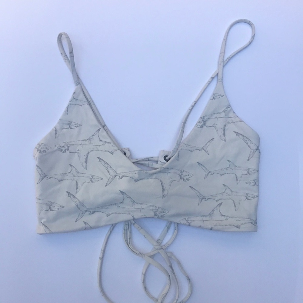 Boys + Arrows Shark bait Jackson top